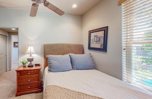 St. George House | Point Vista Retreat
