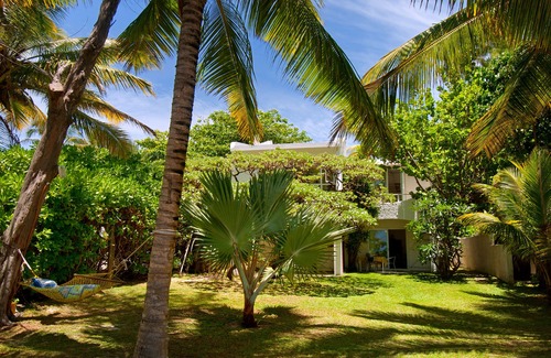 Pointe D'esny Villa | Pointe D'Esny feet in the water ib beautiful beach in Mauritius, quiet, wifi