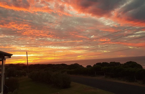 Gracetown House | POINTVIEW : beachfront at Gracetown