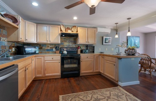 Poipu House | POIPU Beach Plantation Cottages , Total 4br with POOL on 1/2 acre,