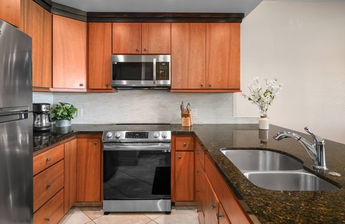 Poipu Condo | Poipu Sands #425 - Stunning 2BR Condo with Ocean Views off Both Lanais!