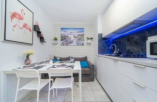 Mirow Bed & Breakfast | Pokój w mieszkaniu w centrum Warszawy
