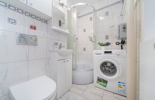 Mirow Bed & Breakfast | Pokój w mieszkaniu w centrum Warszawy