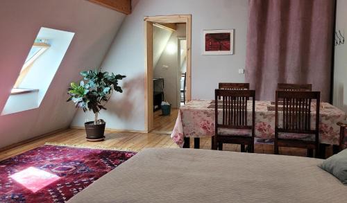 Wojtowice Apartment | Pokoje Gościnne Thank You Life, Apartament 2 Forest For Rest