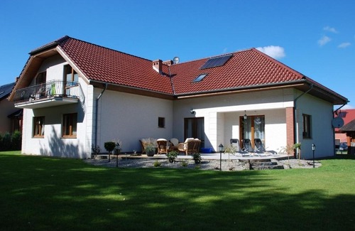 Wrzescie House | Pokoje Gościnne u Anety