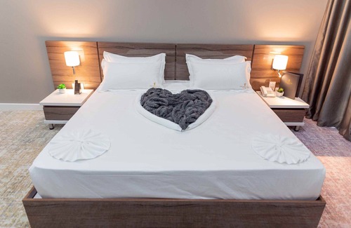 Polana Cimento A Hotel | Polana Plaza Hotel