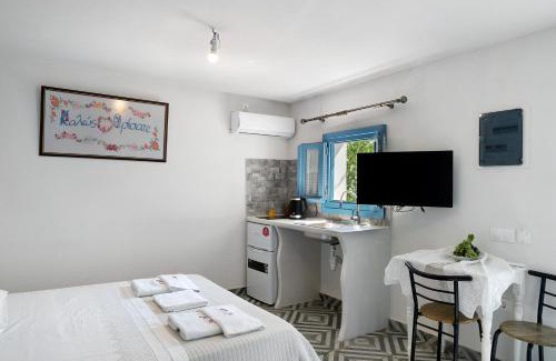 Amorgos Apartment | Politimi Studio N8