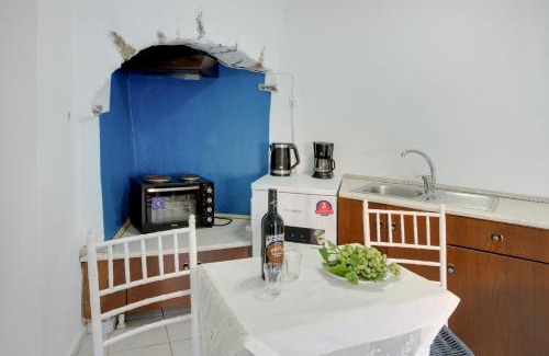 Amorgos Town Apartment | Politimis Studio N7
