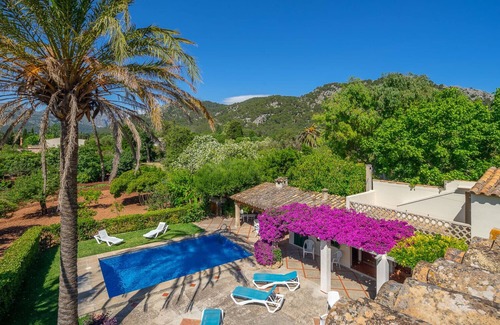 Pollensa Villa | Pollensa walking distance traditional villa Miquel