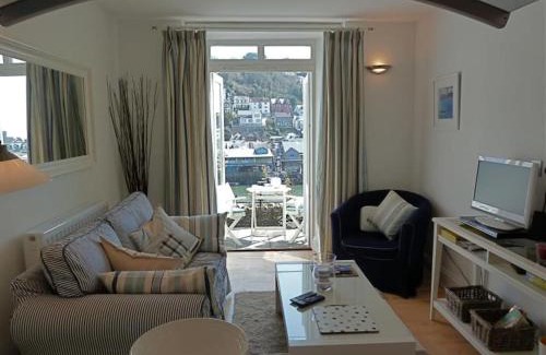 West Looe Apartment | Polmear Harbour View With Terrace