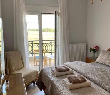 Ptolemaida Apartment | Polys Apartment and Paraskevi studio with view