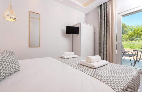 Thasos Town Apartment | Polyxeni's Studios