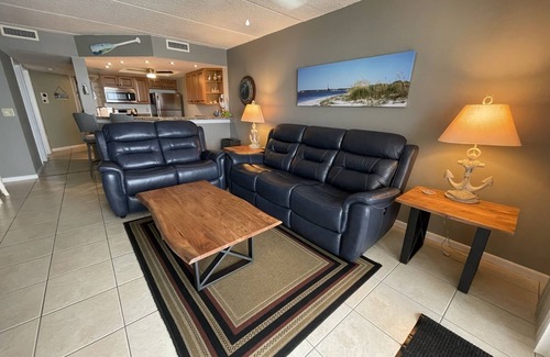 Ponce Inlet Condo | Ponce Inlet Oceanfront with Private Balcony, No-Drive Beach, Newly Renovated