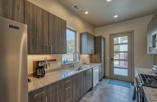 Poncha Springs House | Ponchita West- New 3 Bedroom- minutes to Ski Monarch