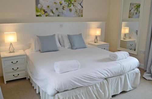Sedgehill House | Pond-B6844