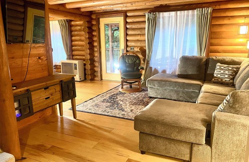 Ketchikan House | Pond Reef Retreat