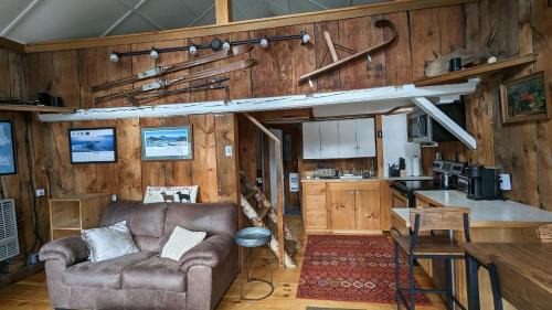 Chittenden House | Pond View Cabin