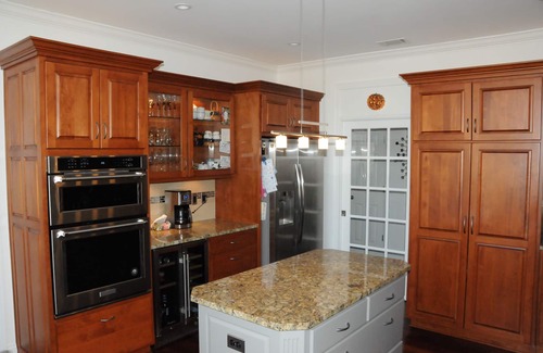 Green Acres House | Pond View Retreat: Your Ultimate Athens Getaway Minutes To Sanford Stadium