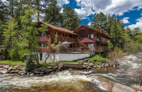 Estes Park Hotel | Ponderosa Lodge