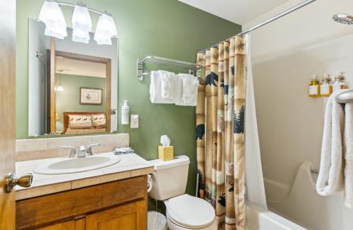 Estes Park Hotel | Ponderosa Lodge