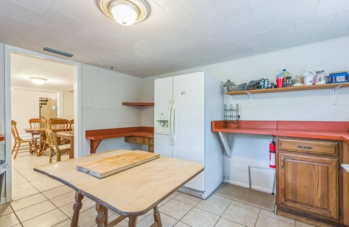 Gainesville House | Ponderosa Off The Beaten Path 5 Bedroom Farmhouse