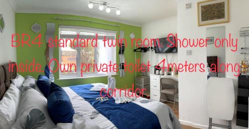 Newport East Bed & Breakfast | Ponders End