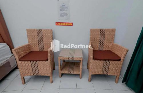 West Cirebon Hotel | Pondok Damai Guest House Syariah Mitra RedDoorz
