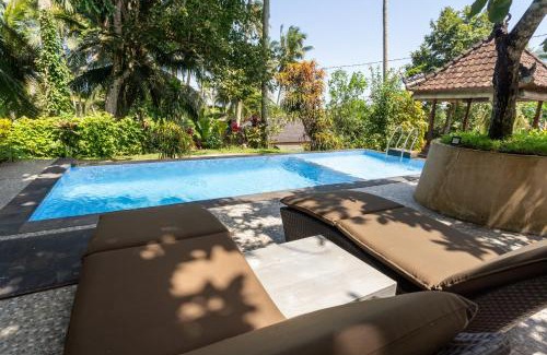 Suraberata Hotel | Pondok Hari Baik