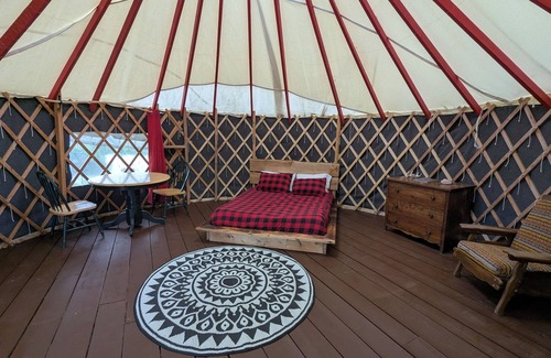 Powassan Cabin | Pondside Yurt Stay on a Heritage Farm with Trails, Sauna & Scenic Views