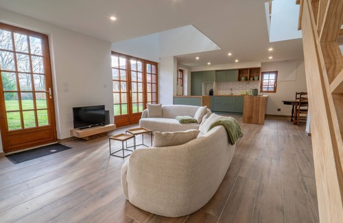 Pontenx-les-Forges House | Pontenx-les-Forges: House for 8 with Garden and Air Conditioning
