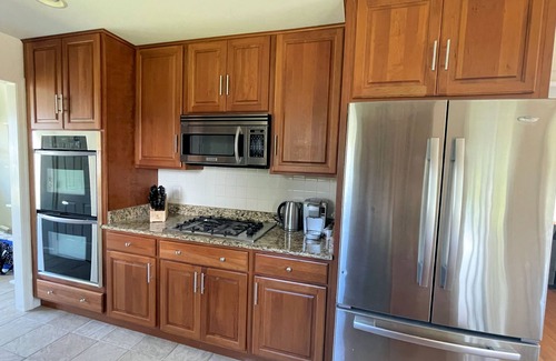 Deep Hole House | PonyTime - 4BR WATERFRONT home in Oyster Bay. Dock,decks,Hot Tub,NO LINENS