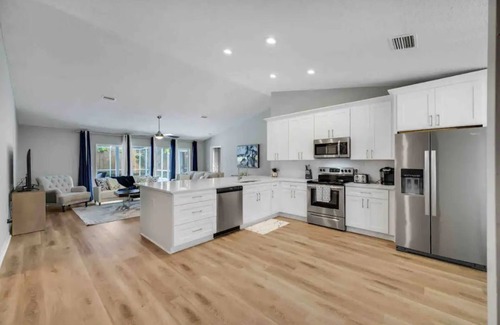 Cobbs Landing House | *Pool* 8.5 miles to Honeymoon Island. 4 bdr
