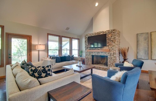 Afton House | Pool Access, Deck and Boat Slip Monkey Island Oasis