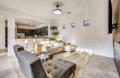 Litchfield Park House | Pool Access & Private Patio: Litchfield Park Home!