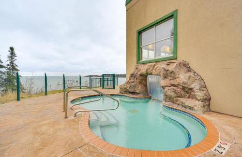 Two Harbors Apartment | Pool and Lake Access Northern Lakes Retreat!