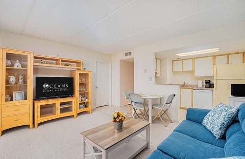 Ormond-by-the-Sea Condo | Pool/Beach Open! Ocean Watch-Oceanfront Condo #216