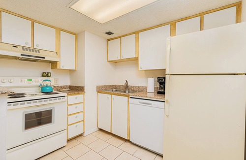 Ormond-by-the-Sea Condo | Pool/Beach Open! Ocean Watch-Oceanfront Condo #216