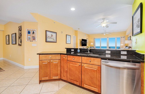 Daytona Beach Shores Condo | Pool/Beach Open!Sanibel Condo - Direct Oceanfront #804