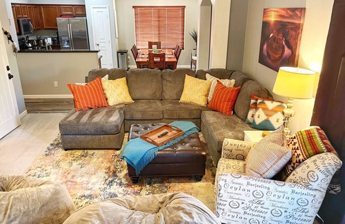 Villages At Queen Creek House | Pool & EV Charger @ Family Friendly comfy house in the heart of Queen Creek