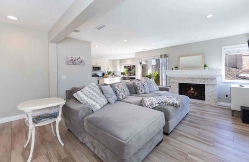 Temecula House | Pool fun in Murrieta, 35ft water slide, large jacuzzi, dog friendly.