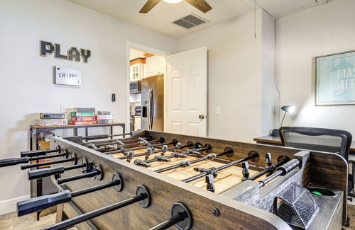 North River Shores House | Pool, Game Room & Fire Table: Stuart Oasis