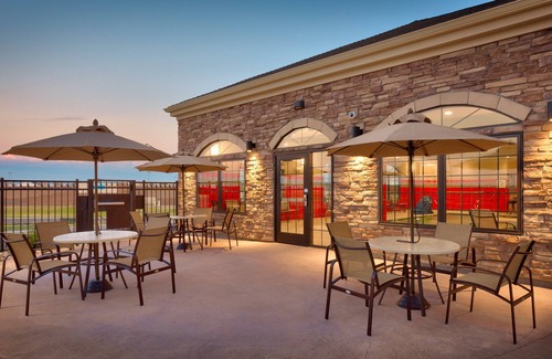 Cheyenne Condo | Pool & Hot Tub Access. Free Breakfast Buffet. King Suite Near Downtown!