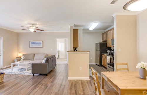 The Colony Apartment | Pool & Hot Tub! Minutes from Andretti's and COSM - Near The Star & Legacy West!