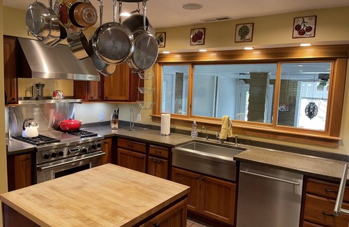 Bangor House | Pool, Hot Tub, Walking trails, 7 minutes to Lake Michigan