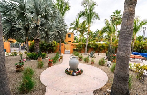 Los Barriles House | Pool house in the heart of Downtown Los Barriles