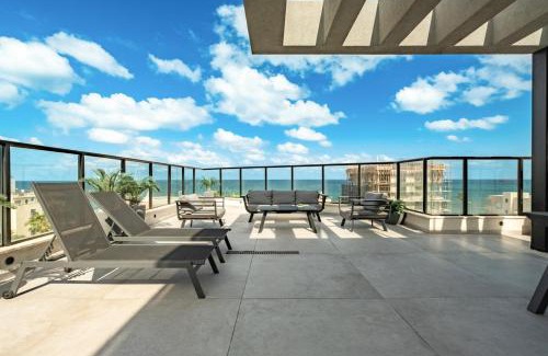 Haifa Apartment | Pool & Jacuzzi Seaview Penthouse by Sea N' Rent