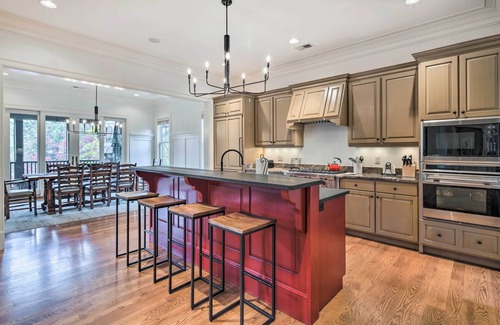 Mill Spring House | Pool & Mountain Views: Stunning Mill Spring Home!