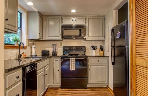 Pigeon Forge House | Pool - Pinecrest 1K/2Q - Renovated in 2022