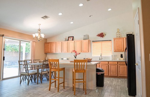 Country Glen House | Pool/Pool Table/King Master/Self Checkin