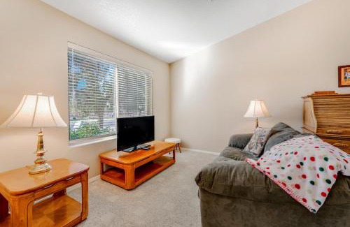 Cottonwoods Crossing House | Pool & Putts